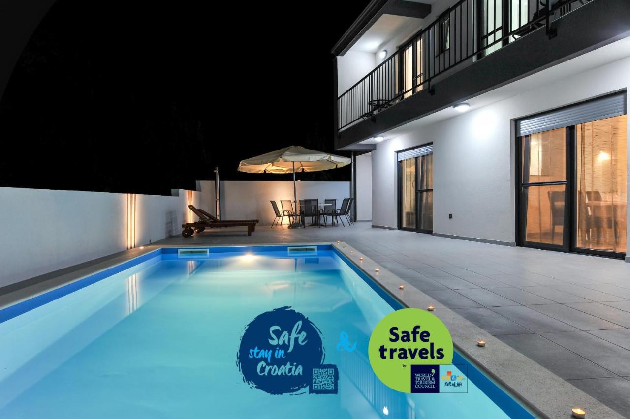 Villa Lily Zadarvillas Privlaka  Exteriör bild