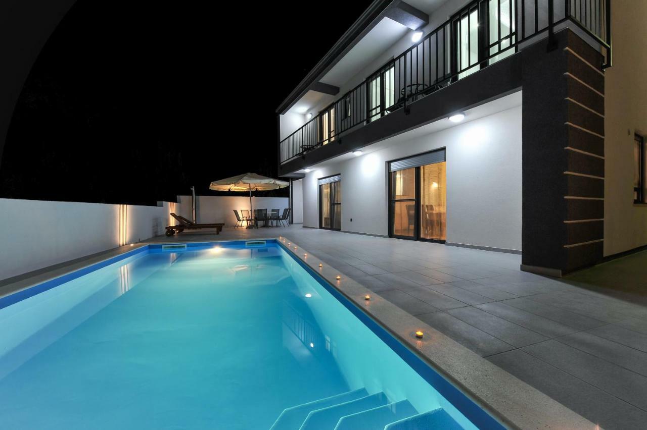 Villa Lily Zadarvillas Privlaka  Exteriör bild