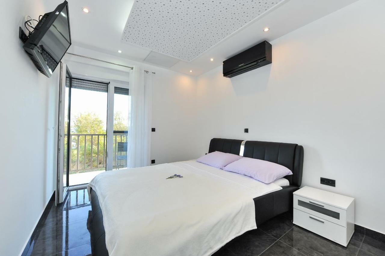 Villa Lily Zadarvillas Privlaka  Exteriör bild